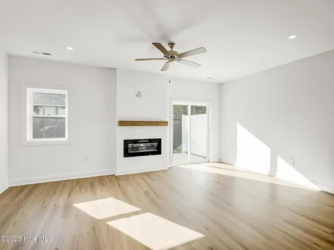 253 Townhome Lane Southern Pines NC 28387