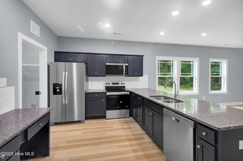 320 Camp Creek Drive Oriental NC 28571