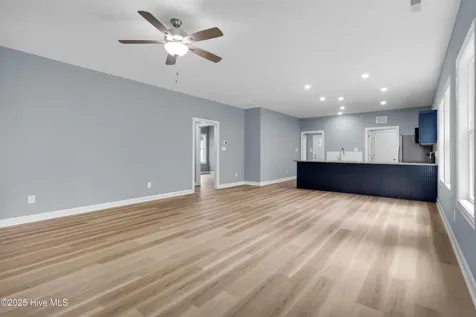 320 Camp Creek Drive Oriental NC 28571