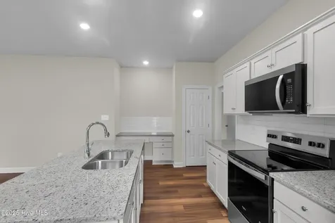 318 Camp Creek Drive Oriental NC 28571