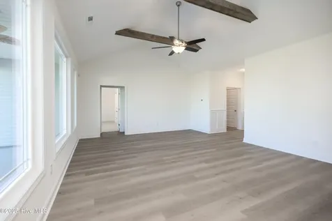 103 Sunny Acres Lane Clinton NC 28328
