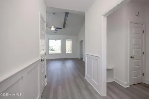 103 Sunny Acres Lane Clinton NC 28328