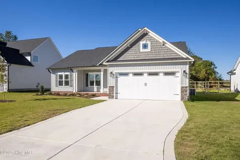 103 Sunny Acres Lane Clinton NC 28328
