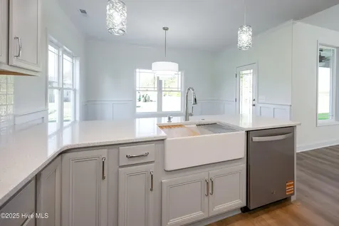 103 Sunny Acres Lane Clinton NC 28328