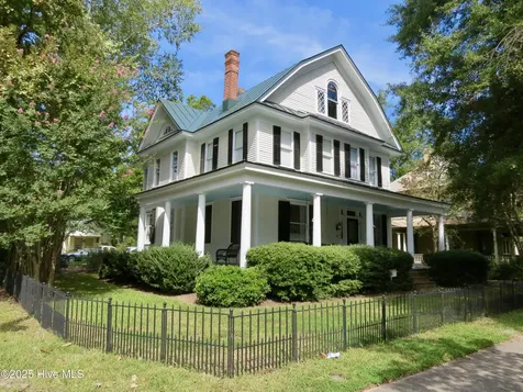 301 N Granville Street Edenton NC 27932