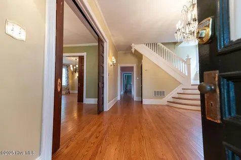 301 N Granville Street Edenton NC 27932