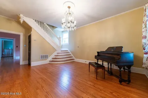 301 N Granville Street Edenton NC 27932