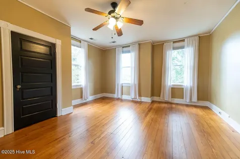 301 N Granville Street Edenton NC 27932
