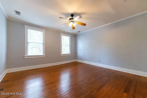 301 N Granville Street Edenton NC 27932