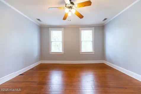 301 N Granville Street Edenton NC 27932