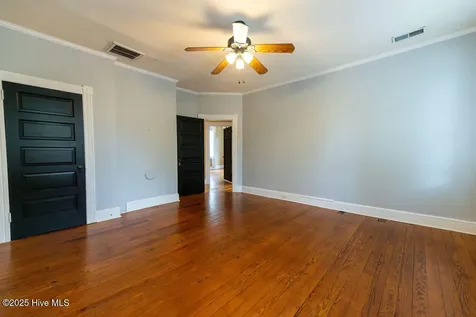 301 N Granville Street Edenton NC 27932