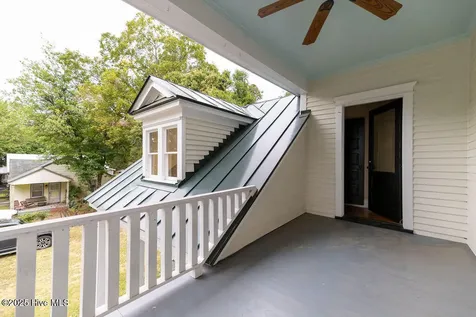 301 N Granville Street Edenton NC 27932
