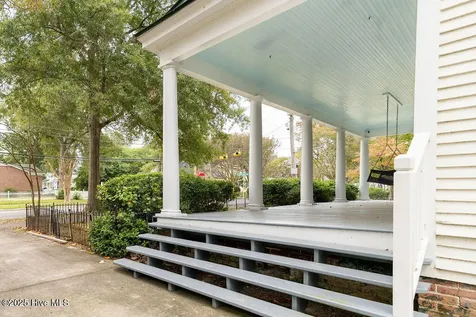 301 N Granville Street Edenton NC 27932