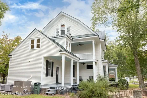 301 N Granville Street Edenton NC 27932