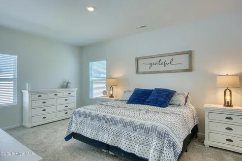 173 N Squires Run Lane Richlands NC 28574