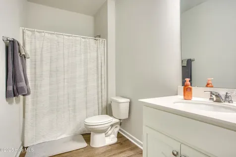 173 N Squires Run Lane Richlands NC 28574