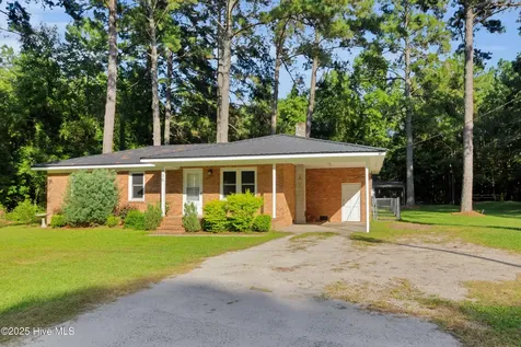 435 Sanders Lane New Bern NC 28562