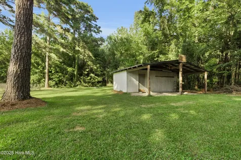 435 Sanders Lane New Bern NC 28562