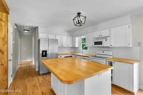 435 Sanders Lane New Bern NC 28562