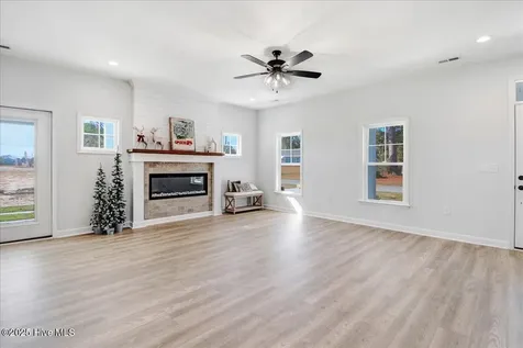 101 Pearce Street Princeton NC 27569
