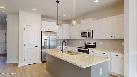 2001 Newbury Way Greenville NC 27834
