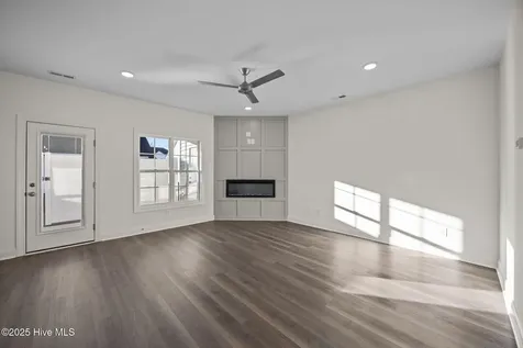 2001 Newbury Way Greenville NC 27834