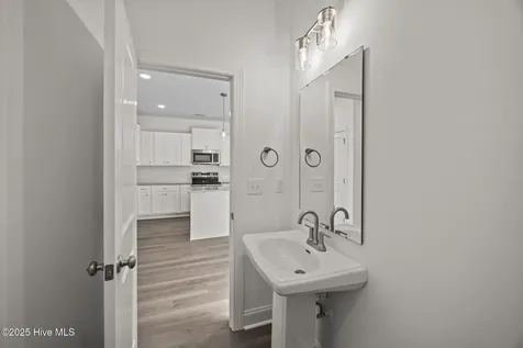 2001 Newbury Way Greenville NC 27834