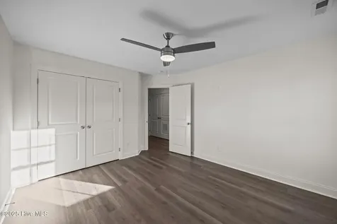 2001 Newbury Way Greenville NC 27834