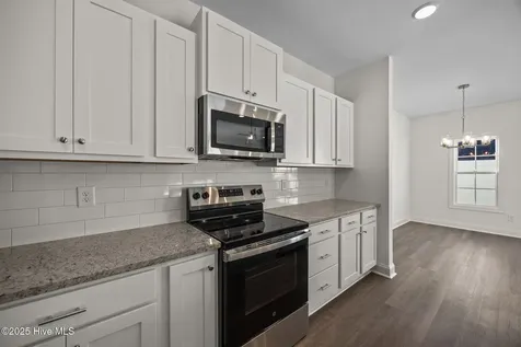 2001 Newbury Way Greenville NC 27834
