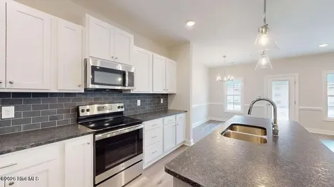 2001 Newbury Way Greenville NC 27834