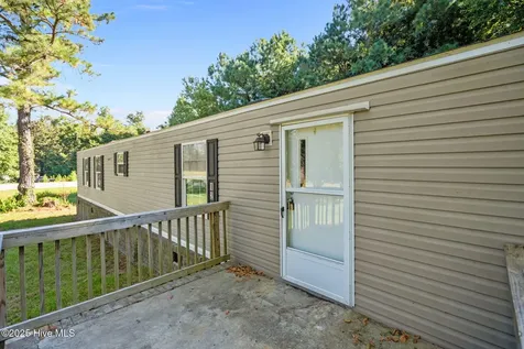 120 8th Street Bolton NC 28423