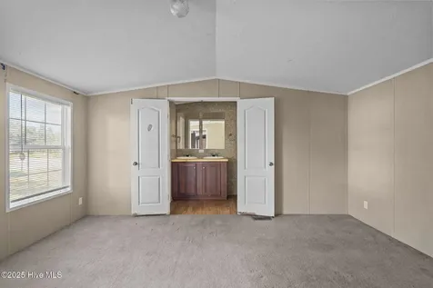 120 8th Street Bolton NC 28423