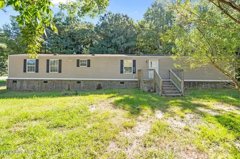 120 8th Street Bolton NC 28423