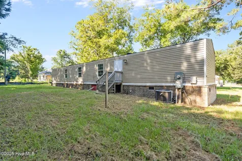 120 8th Street Bolton NC 28423