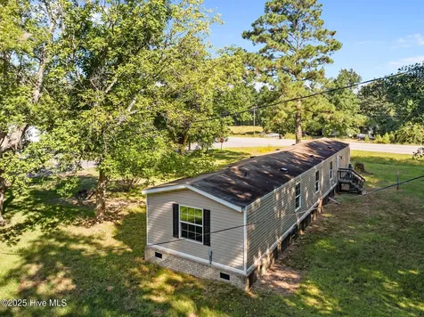 120 8th Street Bolton NC 28423