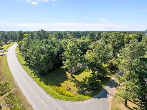 120 8th Street Bolton NC 28423