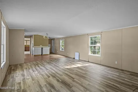 120 8th Street Bolton NC 28423