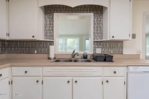 131 Ridgeway Drive Wilmington NC 28409