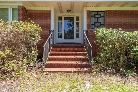 131 Ridgeway Drive Wilmington NC 28409