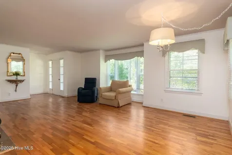 131 Ridgeway Drive Wilmington NC 28409