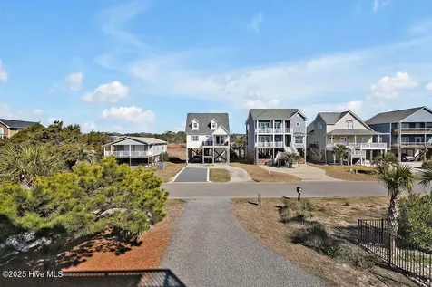 318 E Beach Drive Oak Island NC 28465