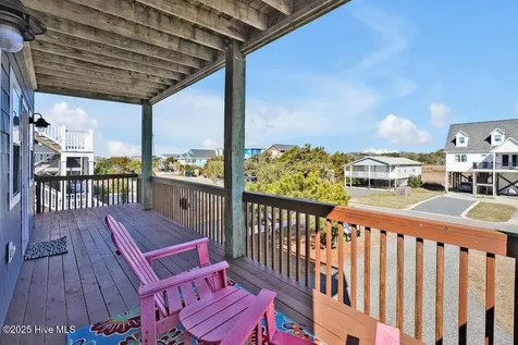 318 E Beach Drive Oak Island NC 28465