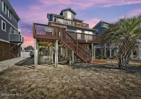 318 E Beach Drive Oak Island NC 28465