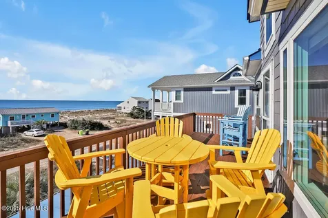 318 E Beach Drive Oak Island NC 28465