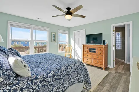318 E Beach Drive Oak Island NC 28465