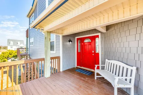 318 E Beach Drive Oak Island NC 28465