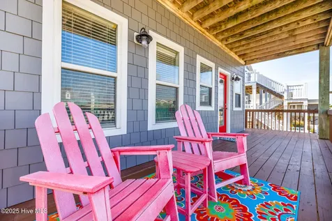 318 E Beach Drive Oak Island NC 28465