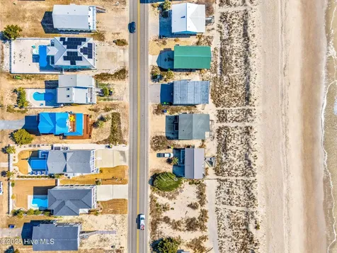 318 E Beach Drive Oak Island NC 28465
