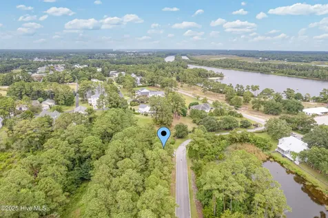 4042 Barnes Bluff Drive SE Southport NC 28461