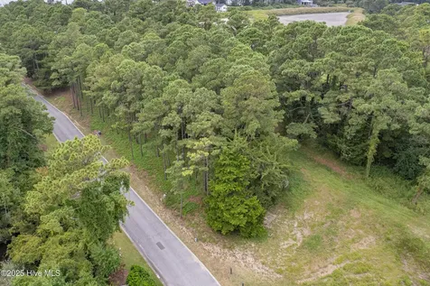 4042 Barnes Bluff Drive SE Southport NC 28461
